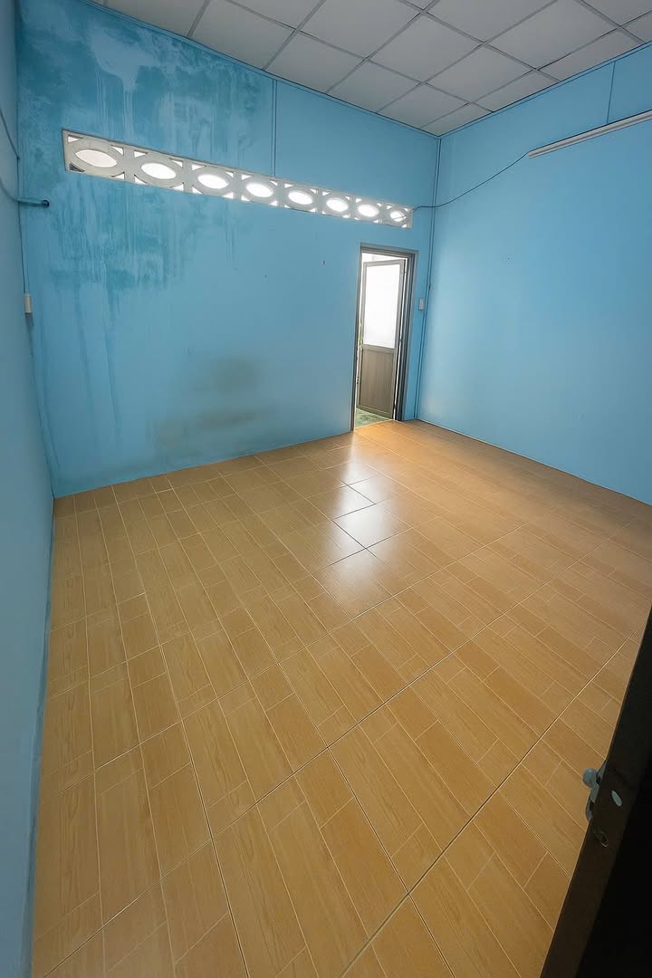 Phòng cho thuê quận 10, diện tích 24m² - Giờ giấc tự do, gần công viên Lê Thị Riêng!