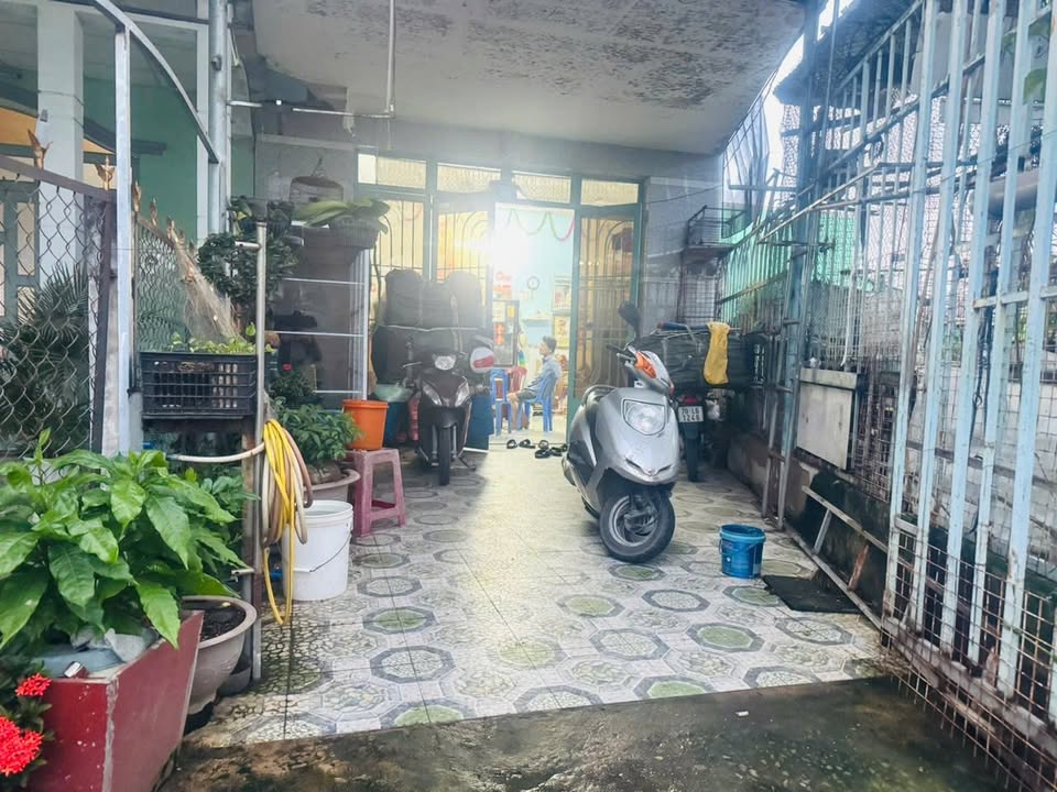 Nhà cấp 4 Hòa Thuận, Cần Giuộc 120m² giá 800 triệu - Bán gấp chính chủ!