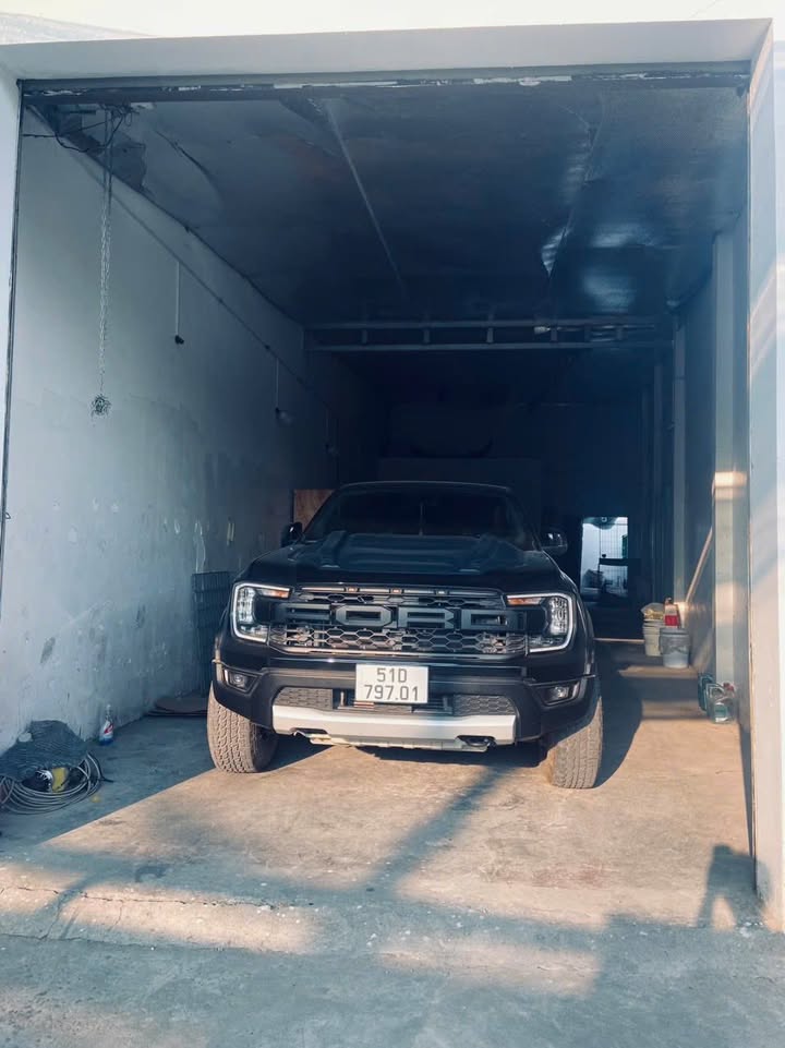 Nhà mặt tiền Tân Hiệp 19 Hóc Môn 300m² giá 11.2 tỷ - Đầu tư sinh lời ngay!