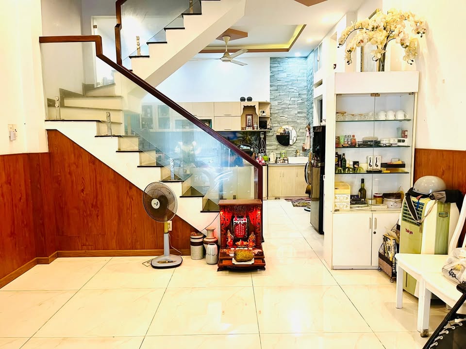 Nhà riêng mặt tiền Chu Văn An, Bình Thạnh 43m² giá 7.69 tỷ - Nở hậu tài lộc!