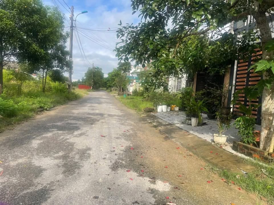 Đất mặt tiền Lý Đạo Thành, Đông Hà 180m² giá 1.6 tỷ - Cơ hội đầu tư hấp dẫn!