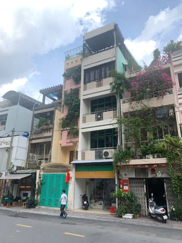 Nhà 2 mặt tiền Nguyễn Văn Nguyễn, Quận 1, 82m² giá 28.86 tỷ - Vị trí đắc địa kinh doanh!