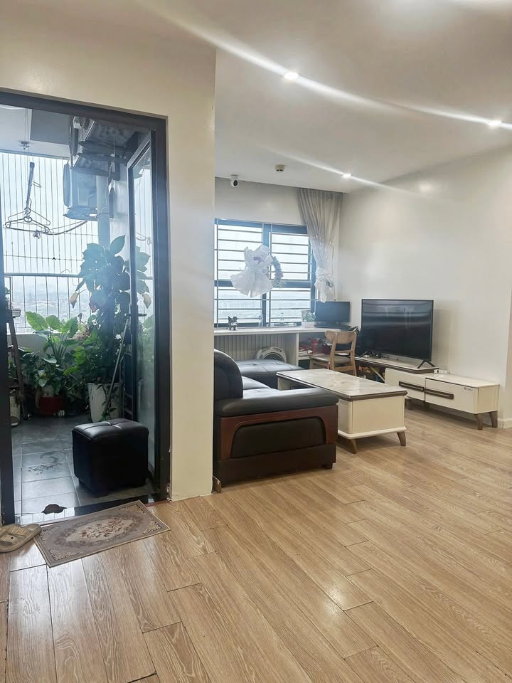 Căn hộ chung cư Bách Việt 58m² giá 2 tỷ - Căn góc view hồ đẹp