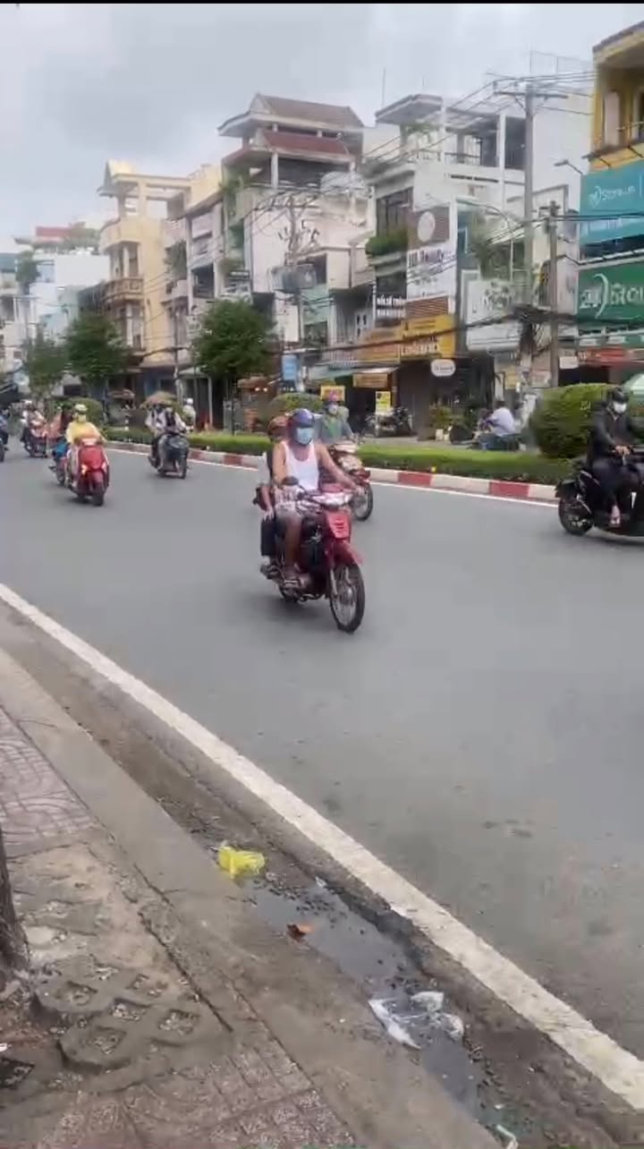 Nhà Mặt Tiền Tùng Thiện Vương, Quận 8, Diện tích 65m² - Đầu tư sinh lời ngay!