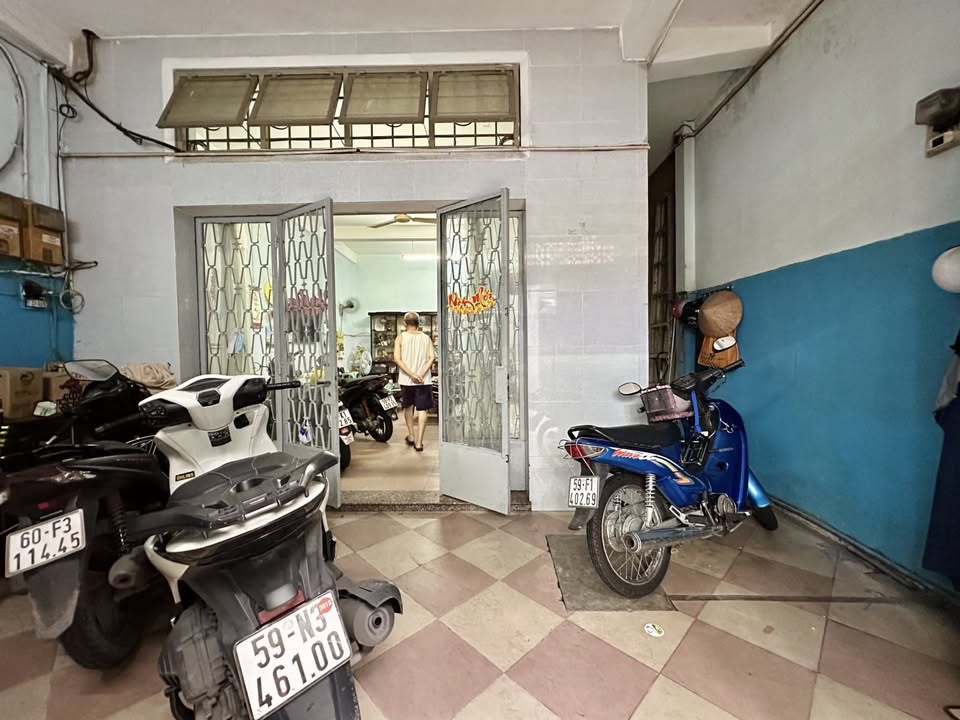 Nhà phố Trần Quang Diệu 92m² giá 18 tỷ - Kinh doanh đa ngành, hẻm xe hơi!