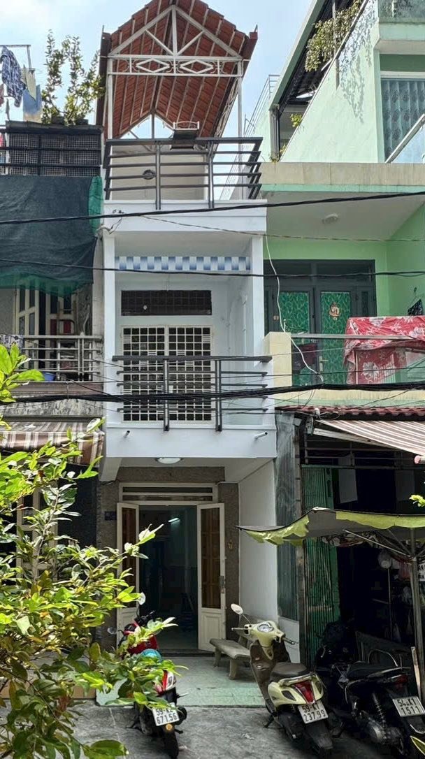 Nhà hẻm xe hơi Đường Minh Phụng, Quận 6 - 26m² giá 3,89 tỷ - Sẵn sàng vào ở!