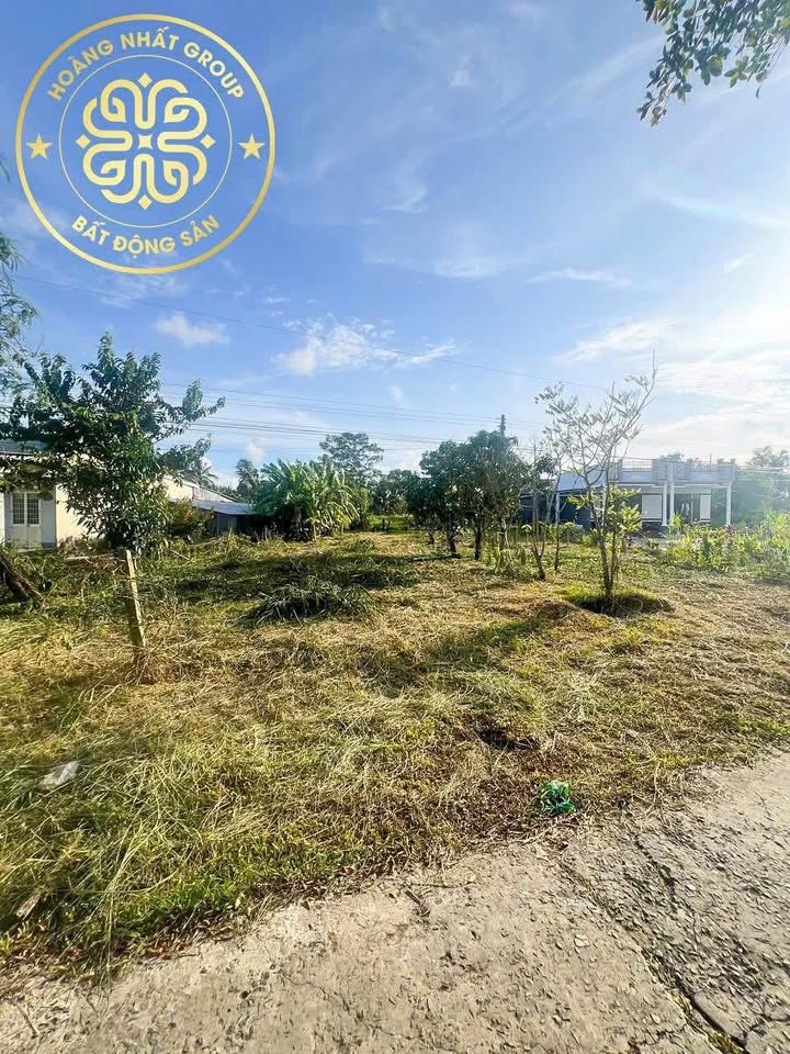 Đất nền Lý Văn Lâm 1607m² giá tốt - View kênh thoáng mát!