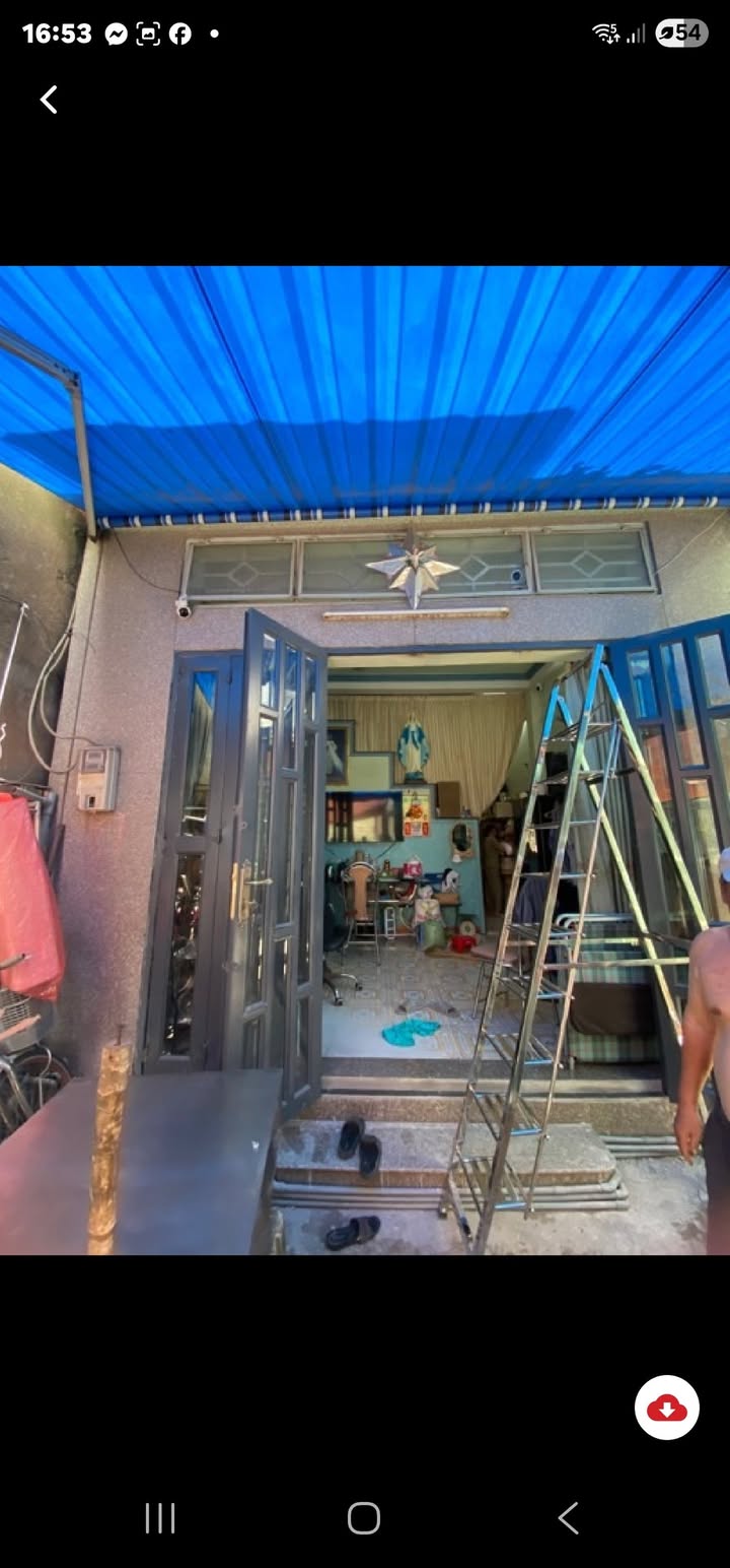 Nhà 2 tầng Lạc Long Quân, Quận 11 - 93m² chỉ 7 tỷ - Cơ hội đầu tư sinh lời!