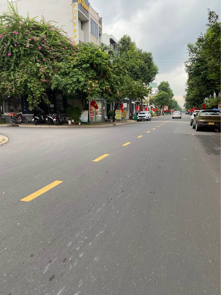 Mặt tiền Hiệp Phú 75m² - Kinh doanh đỉnh cao chỉ 100m đến Ga Metro!