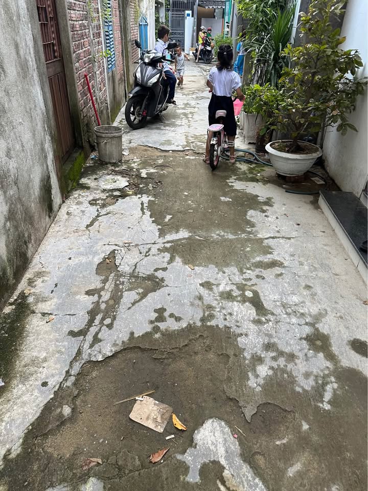 Nhà Liên Chiểu Đà Nẵng 89.7m² giá 3.39 tỷ - Đường ô tô đỗ cửa, ở ngay!