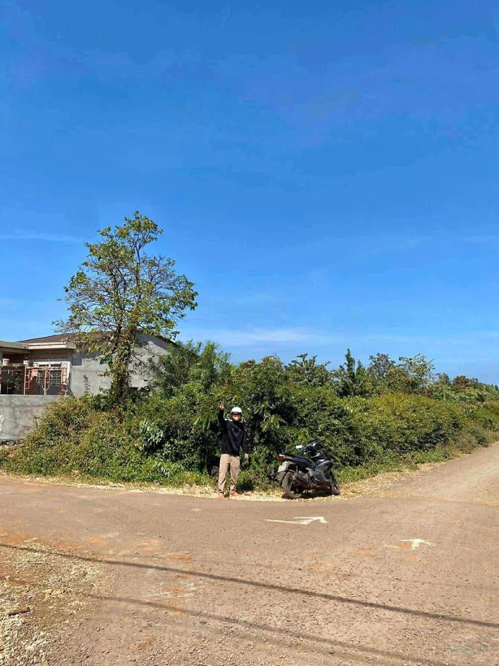 Lô đất 2 mặt tiền tại Ea Bar, Buôn Đôn 310.6m² giá 1.29 tỷ - Đầu tư sinh lời ngay!