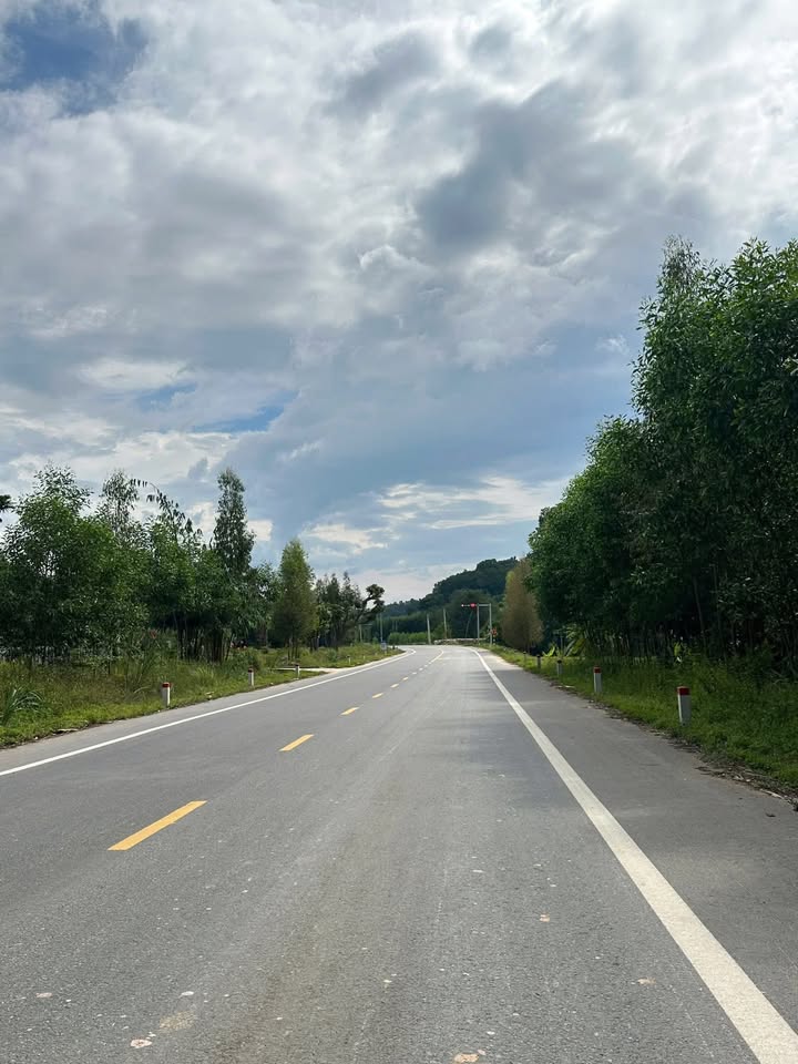 Đất nền Yên Thế 350m² giá 1 tỷ - Mặt tiền 11m, đầu tư sinh lời!