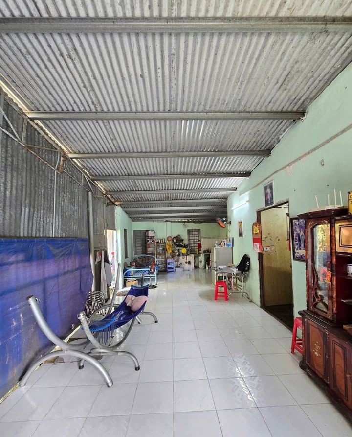 Nhà vườn 200m² sổ hồng riêng tại Phường Hố Nai, Biên Hòa - Giá chỉ 2.5 tỷ!