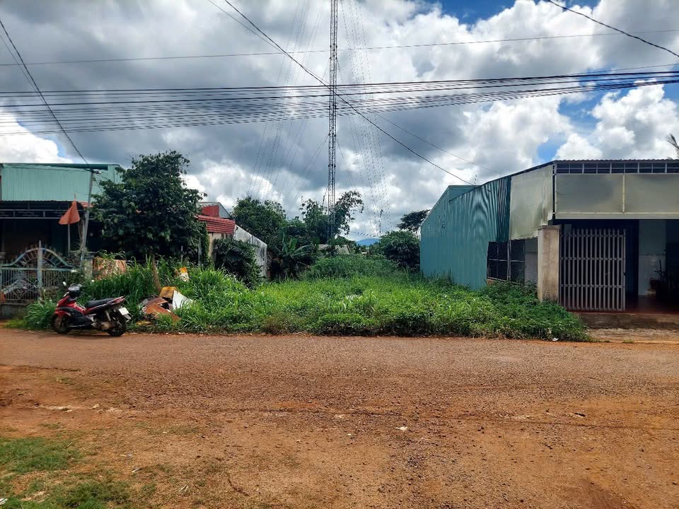 Đất ở xã Kdang, Đăk Đoa, 348m² - Bán nhanh, giá tốt!