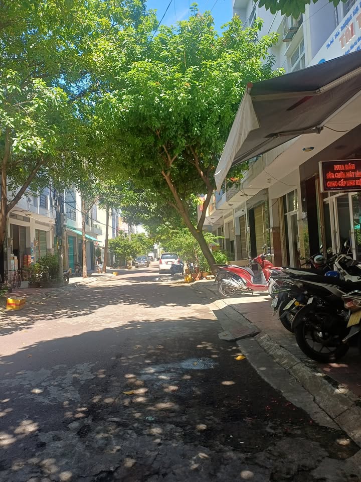 Nhà mặt tiền Tôn Thất Bách, Quy Nhơn 40m² giá 3.5 tỷ - Sổ đỏ chính chủ