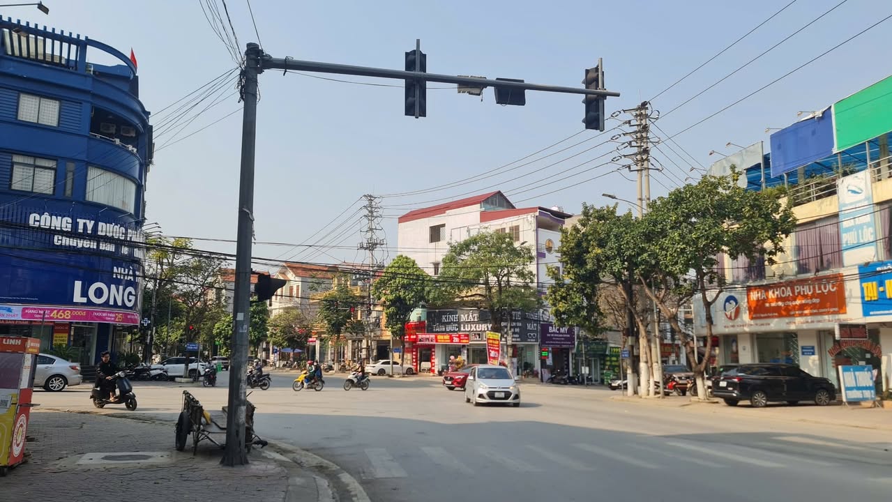 Bán đất tặng nhà mặt đường Trần Phú Lạng Sơn 385m² - Vị trí vàng cho kinh doanh!