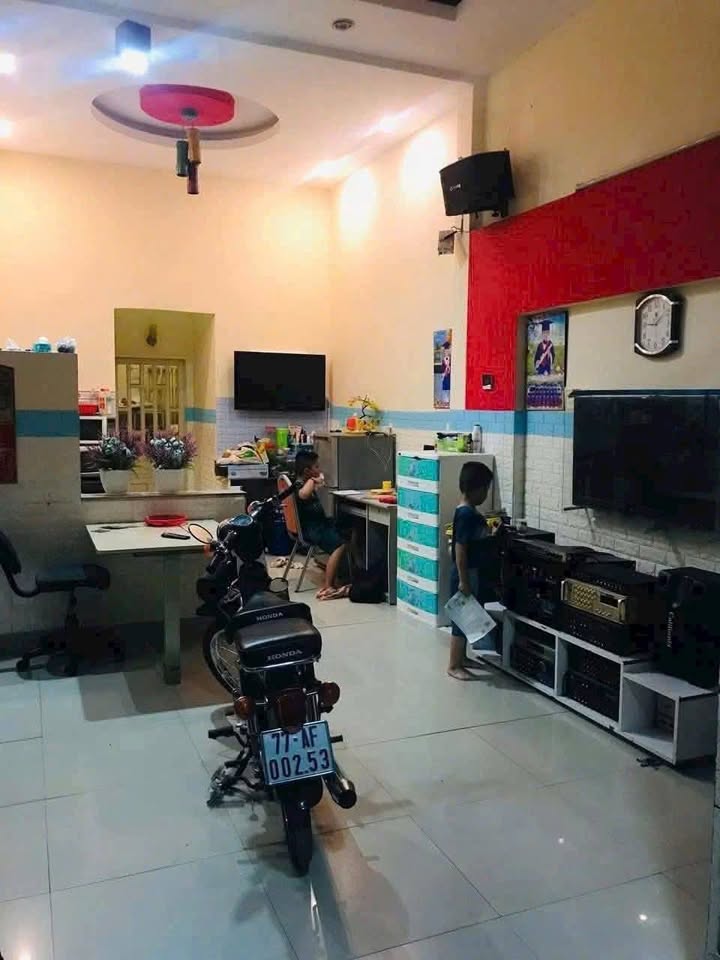 Nhà cấp 4 tại Long Thượng, Cần Giuộc 75m² chỉ 1.25 tỷ - Cần bán gấp!