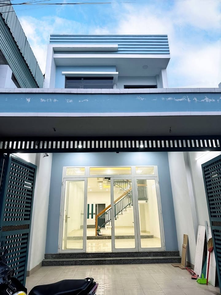 Nhà cho thuê đường Tân Thới Nhất 01, Q12, 100m² - Phù hợp văn phòng, gia đình