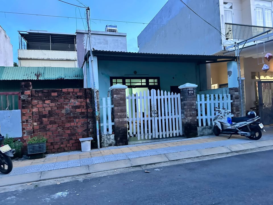 Nhà cấp 4 Đường Sơn Thủy 4 - Ngũ Hành Sơn - 90m² - Gần bãi tắm chỉ 3km!