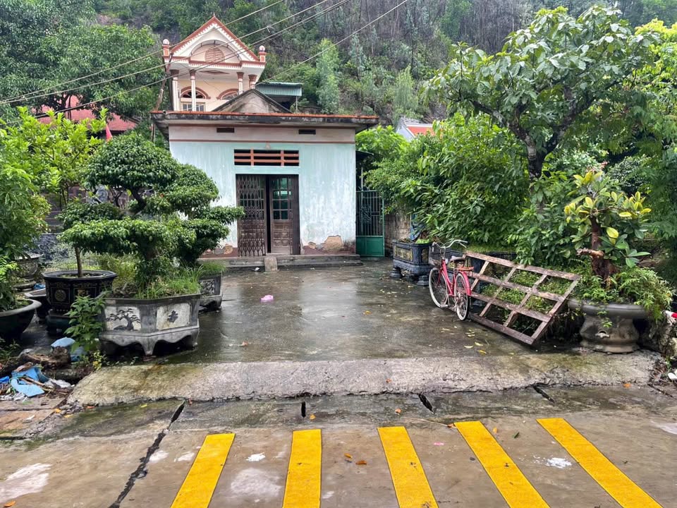 Nhà mặt tiền 6m tại chợ trung tâm Quảng Thanh, 180m² - Kinh doanh sầm uất!