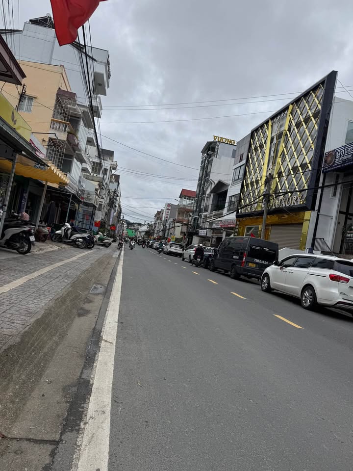 Lô đất 3 mặt tiền đường Hai Bà Trưng Đà Lạt 120m² giá 22 tỷ - Kinh doanh sầm uất!
