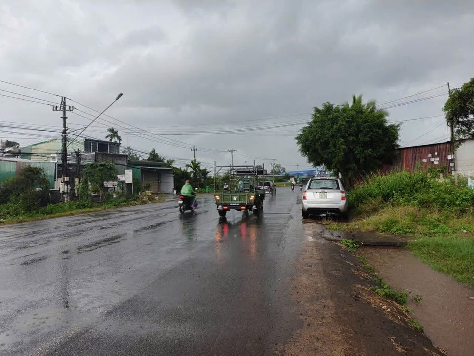 Đất mặt tiền Quốc lộ 14, xã Cuôr Đăng, 450m² giá chỉ 4.99 tỷ - Đầu tư sinh lời ngay!