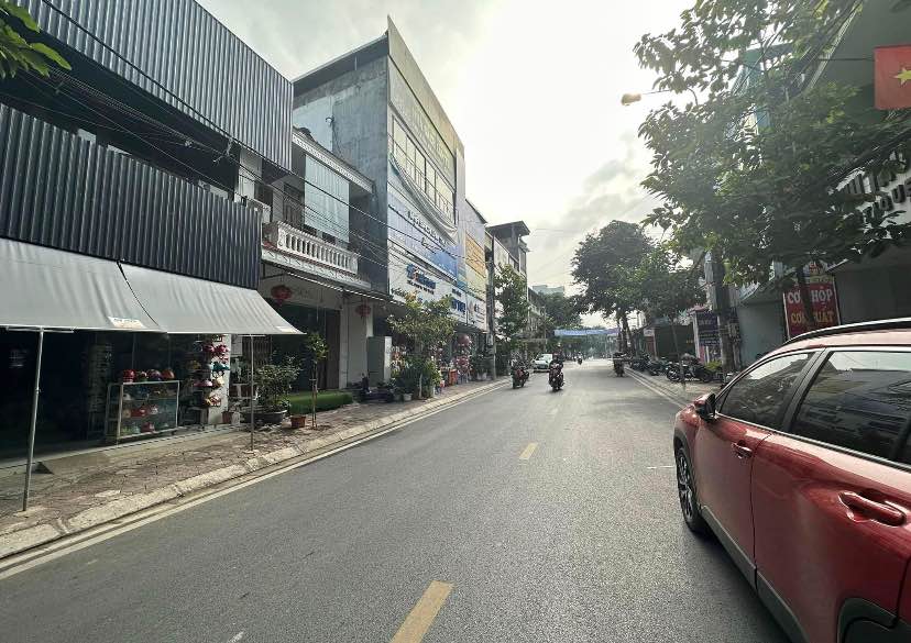 Nhà 2 tầng đường Lý Công Uẩn, Lào Cai 60m² giá 3.686 tỷ - Kinh doanh sầm uất!