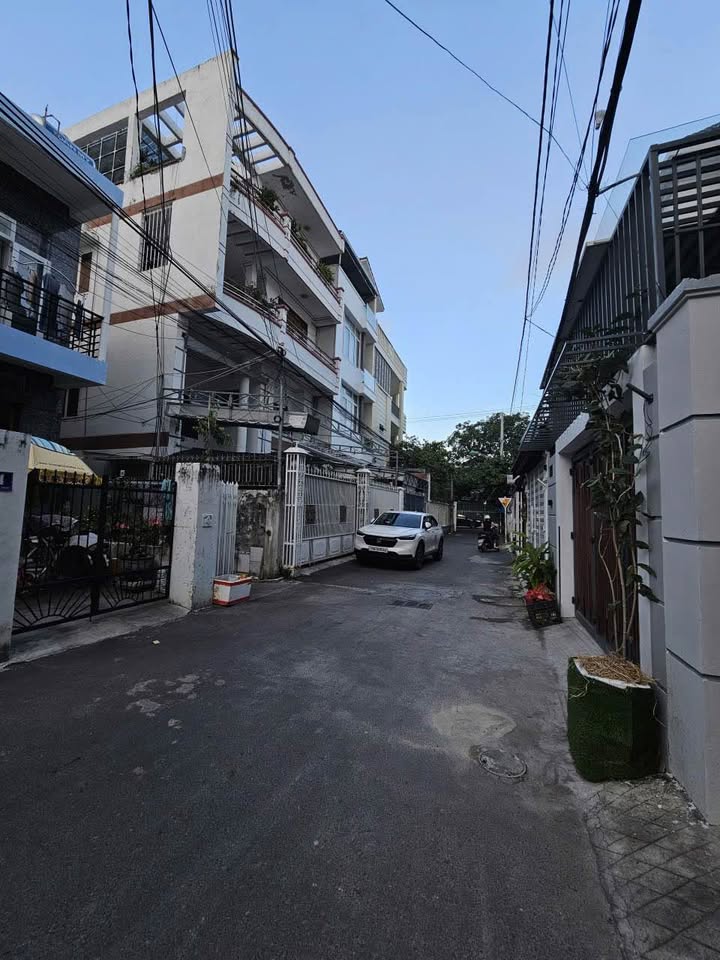 Nhà Mặt Tiền Phùng Khắc Khoan Nha Trang 147m² giá 11.2 tỷ - Không thể bỏ lỡ!