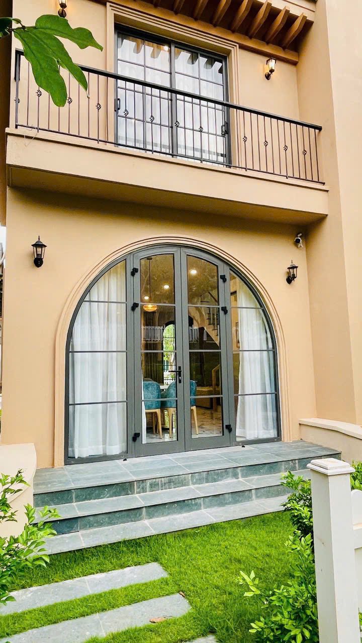 Biệt thự song lập NovaWorld Phan Thiết 160m² giá 6.1 tỷ - Hoàn thiện nội thất sang trọng!