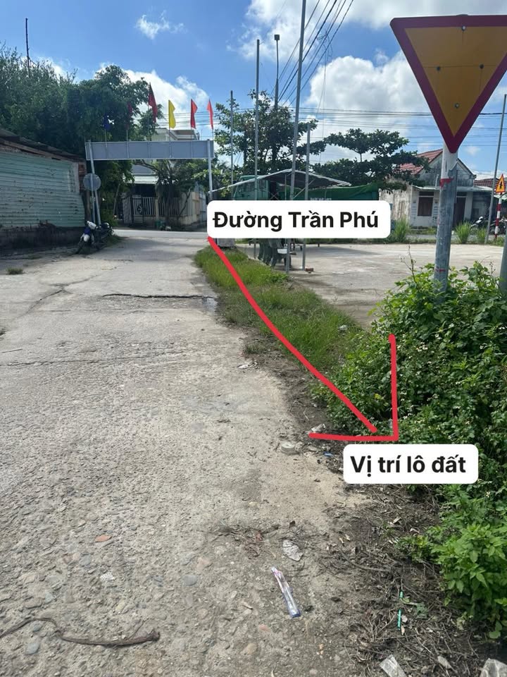 Đất Hòa Thuận, Tam Kỳ 262m² giá 1.3 tỷ - Đầu tư sinh lời tuyệt vời!