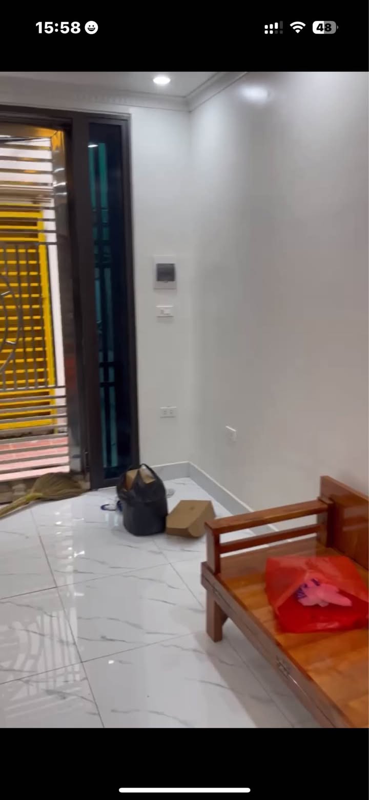 Nhà nguyên căn 30m² tại Lĩnh Nam, Hoàng Mai - Giá thuê chỉ 8 triệu/tháng!