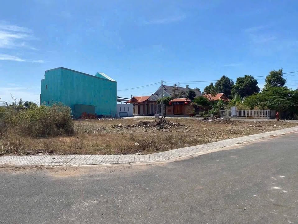 Đất nền Hòa Long Center Bà Rịa 115m² giá 1.98 tỷ - Sổ hồng chính chủ, bớt nhẹ!