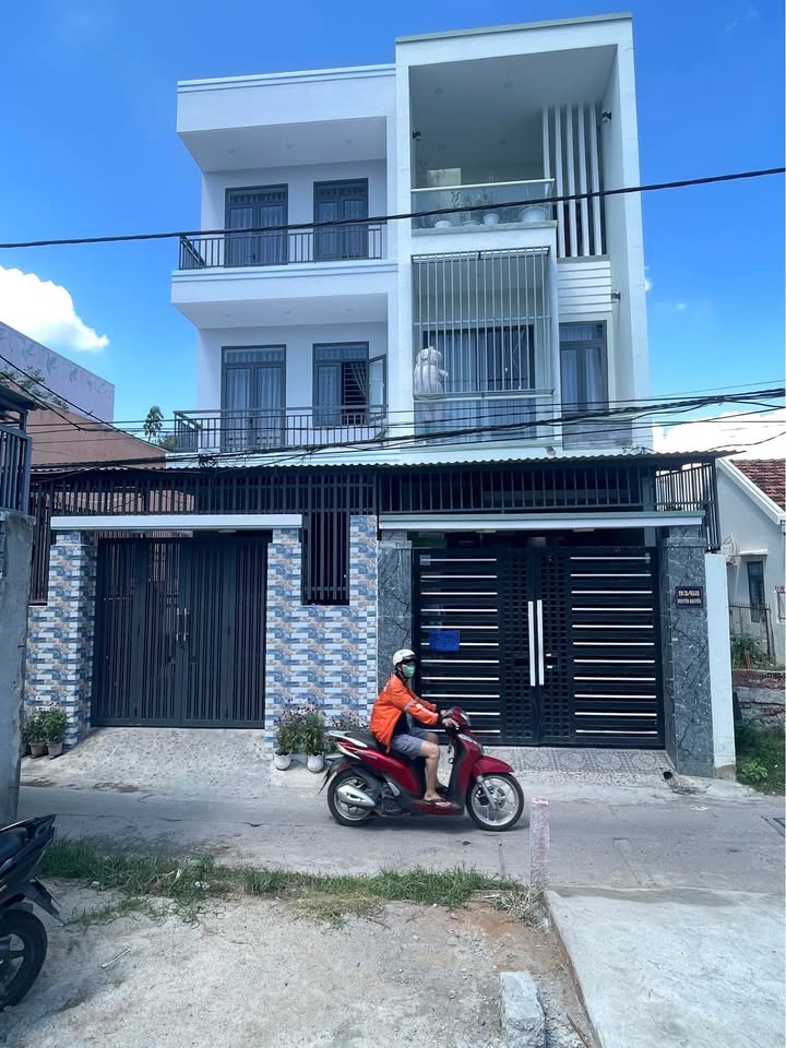 Nhà bán tại Phường Bắc Nha Trang 69m² giá chỉ 3.95 tỷ - Gần chợ Vinh Hải!