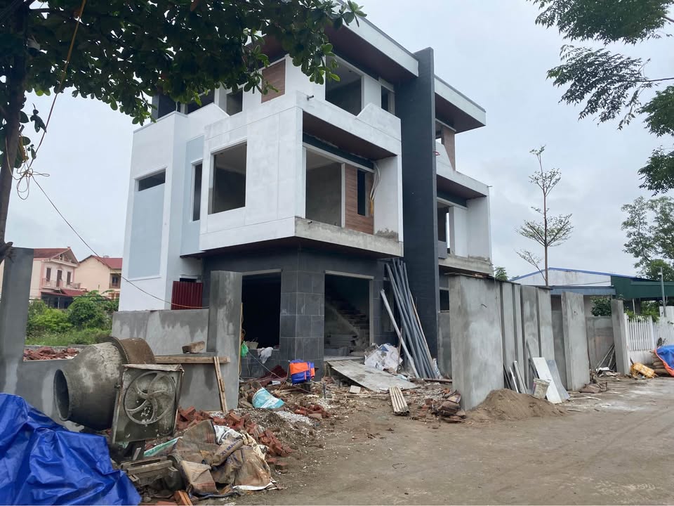 Nhà 3 tầng Phan Đình Phùng, Thái Nguyên 116m² giá 3 tỷ - Sẵn sàng vào ở ngay!