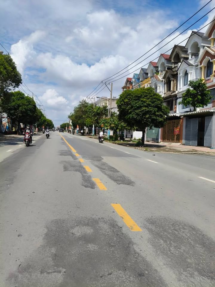 Đất mặt tiền ĐT 743 Bình An 147m² giá 7.8 tỷ - Đầu tư sinh lời ngay!