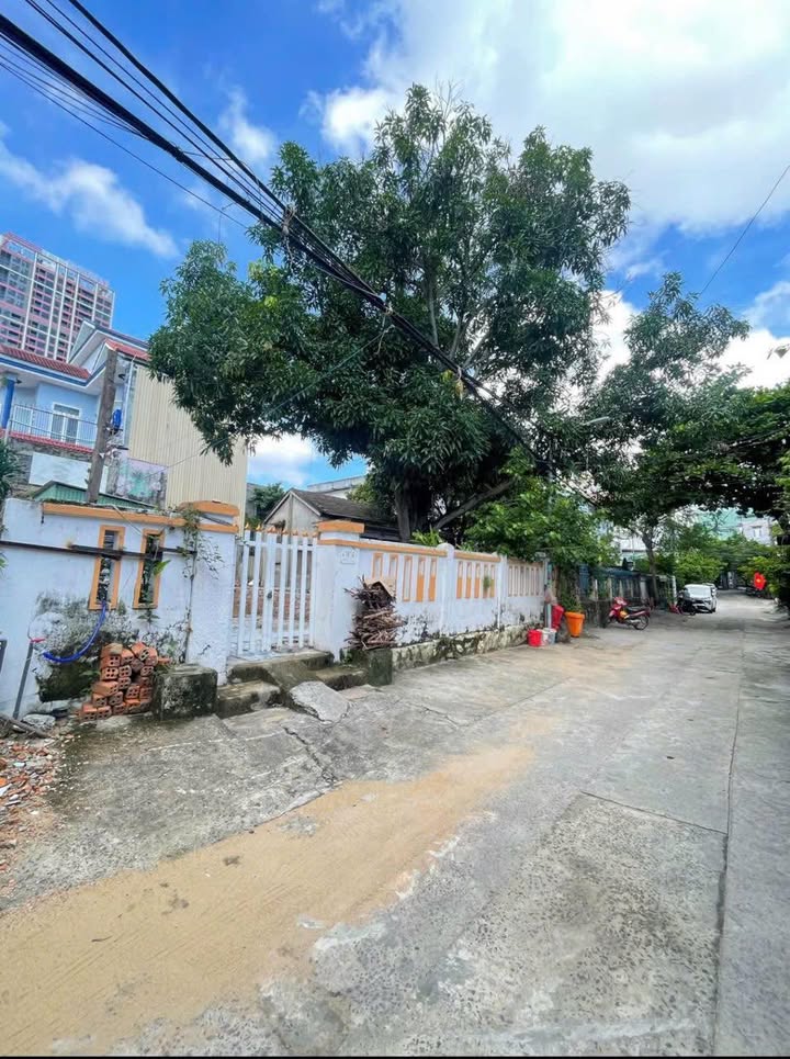 Lô đất Nguyễn Văn Thoại, Sơn Trà 170m² giá 16.5 tỷ - Đầu tư sinh lời ngay!