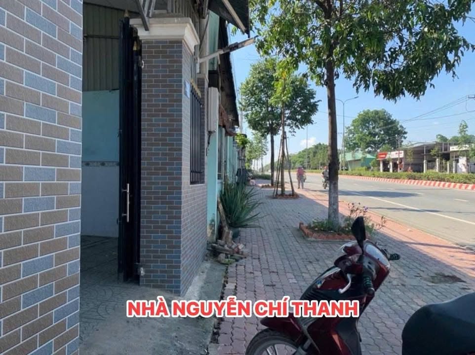Nhà cấp 4 mặt tiền đường Nguyễn Chí Thanh, Bình Dương 90m² - Giá 3.6 tỷ, sổ hồng chính chủ!