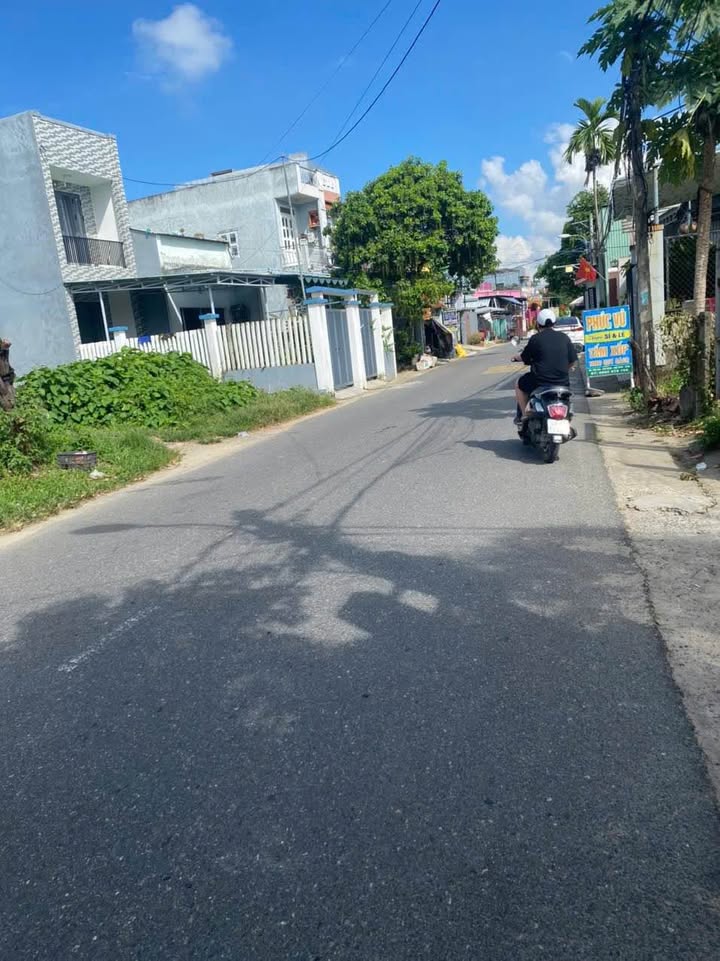 Nhà 2 mặt tiền xã Hòa Nhơn 100m² giá 2.35 tỷ - Đầu tư sinh lời ngay!