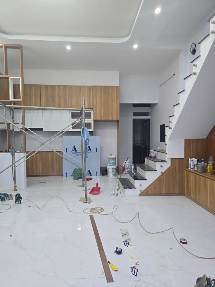 Nhà 2 tầng hẻm Nguyễn Thái Học 65m² giá 3.1 tỷ - Sổ hồng riêng chính chủ!