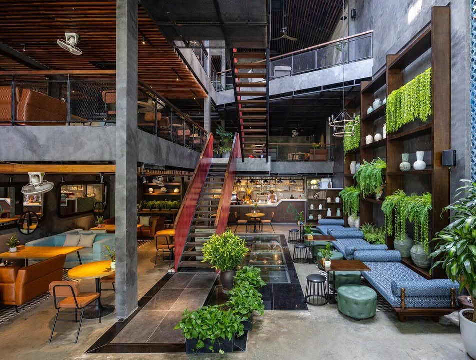 Bán nhà mặt phố Lê Văn Lương 78m² giá 44.9 tỷ - Kinh doanh sầm uất!