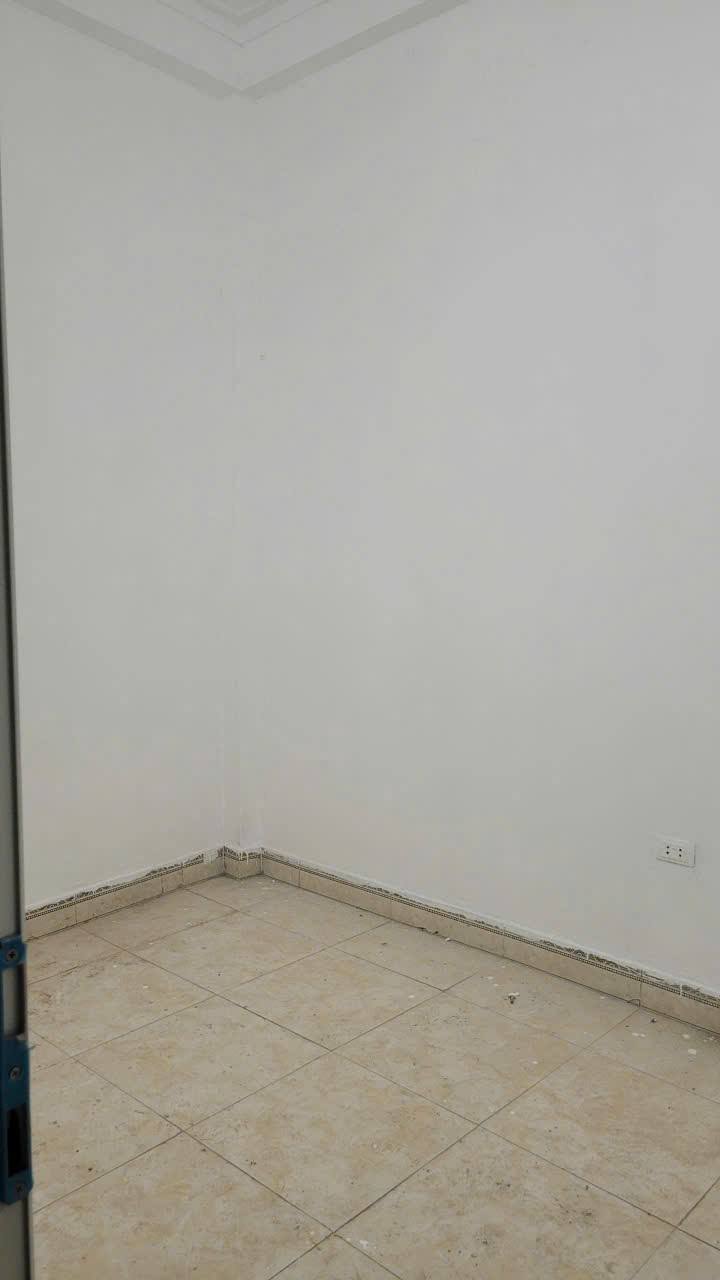 Nhà nguyên căn Tả Thanh Oai 100m² giá chỉ 6 triệu - Ô tô vào tận nhà!