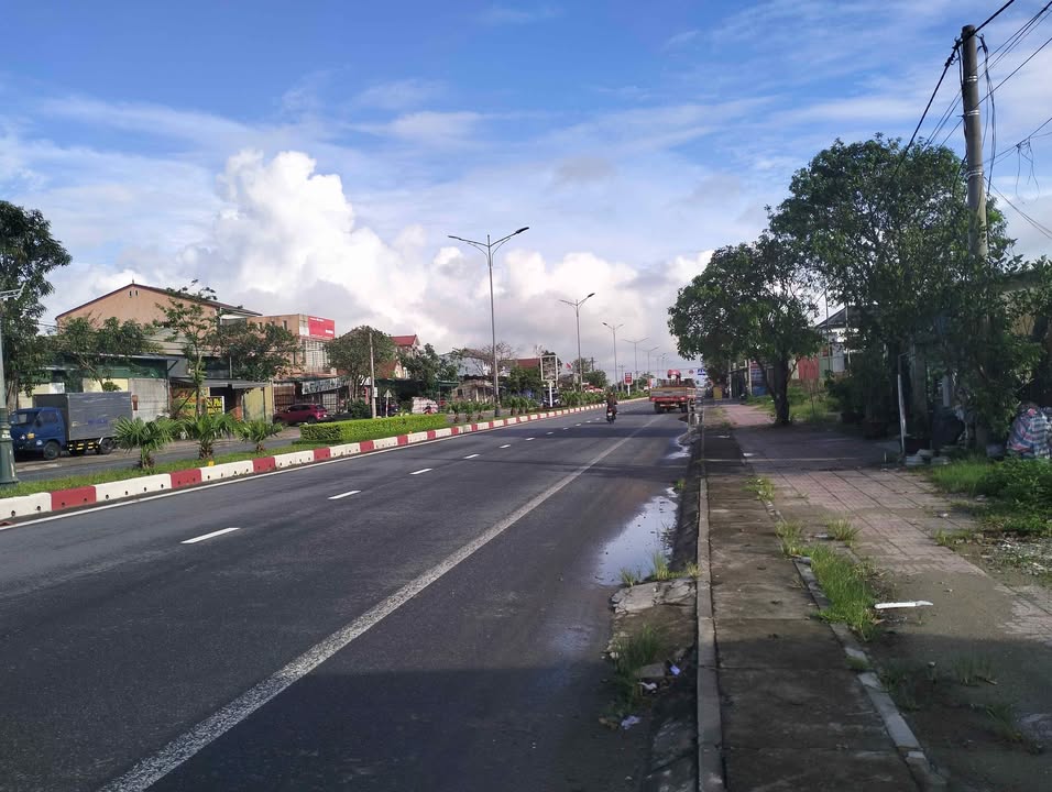 Đất mặt đường 1A xã Cẩm Vịnh 175m² giá 5 tỷ - Đầu tư sinh lời lý tưởng!