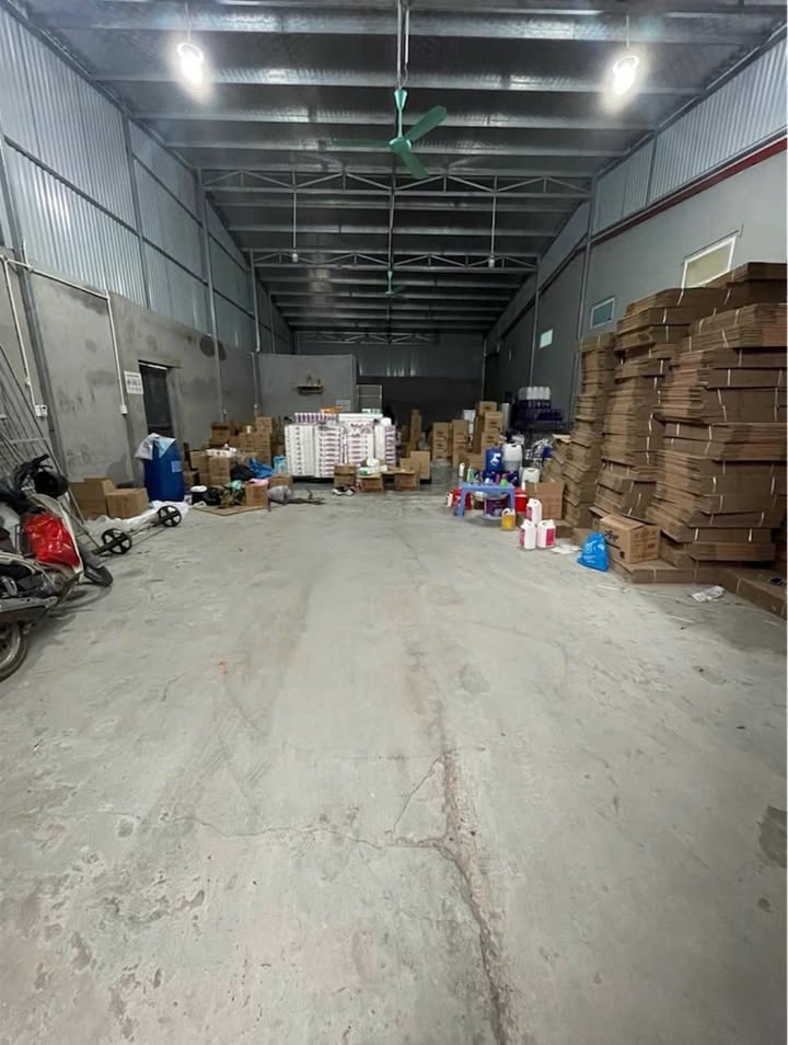 Kho cho thuê phường Dĩnh Kế 200m² giá 10 triệu - Không thể bỏ lỡ!