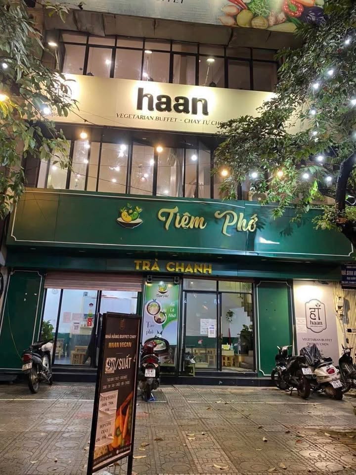 Mặt phố Đống Đa cho thuê diện tích 80m² giá 45 triệu - Kinh doanh sầm uất!