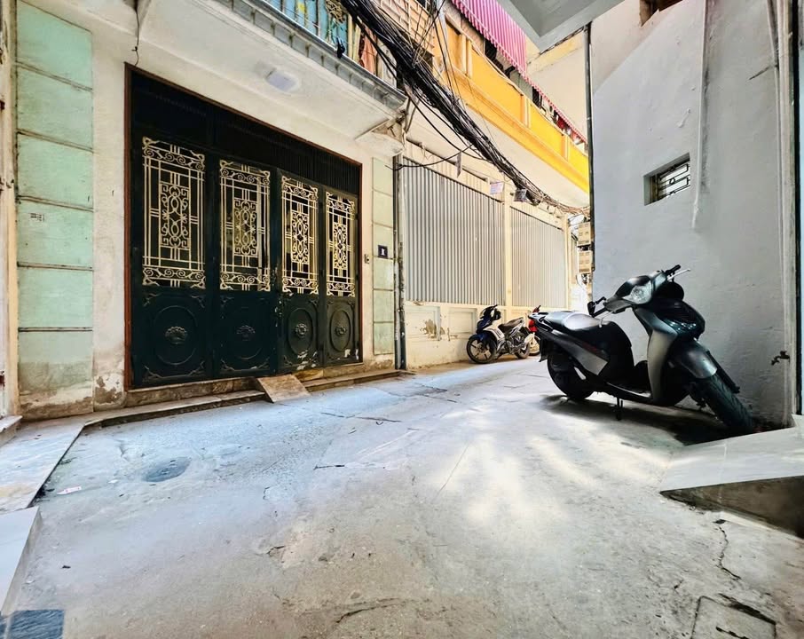 Nhà Đội Cấn, Ba Đình 15m² giá 5.95 tỷ - Nhà 7 tầng mới đẹp, lô góc thoáng mát!