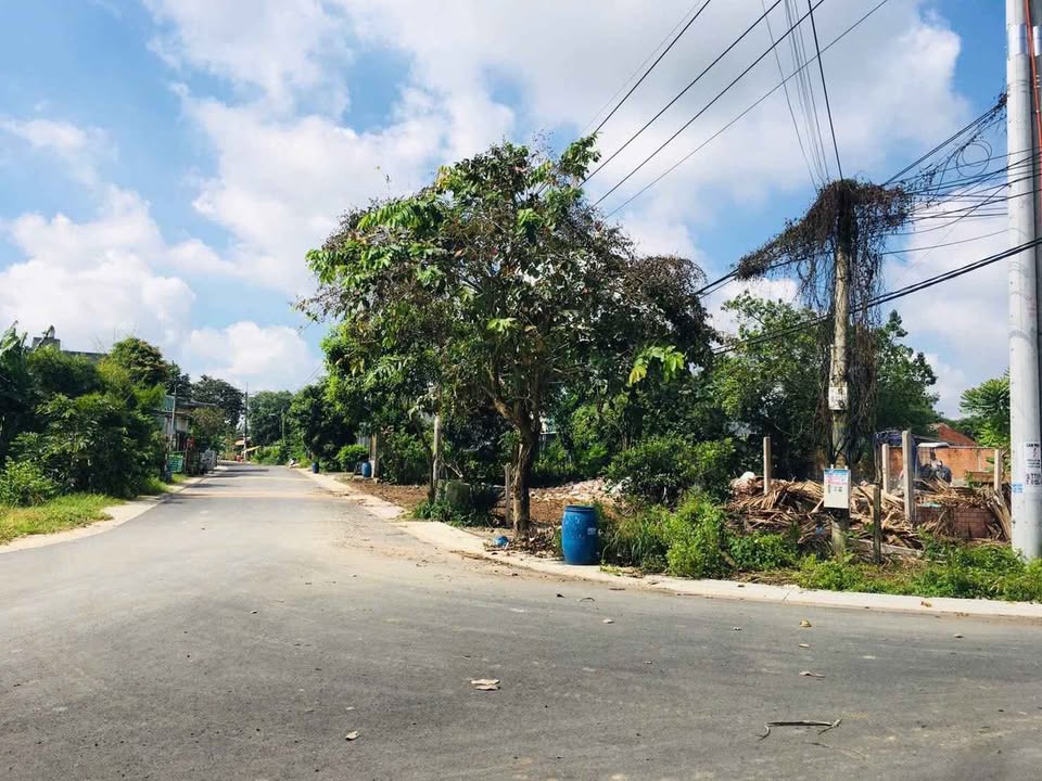 Đất nền Tân Thạnh Tây, Củ Chi 1098m² giá 11.5 tỷ - Khu dân cư sầm uất, góc 2 mặt tiền!