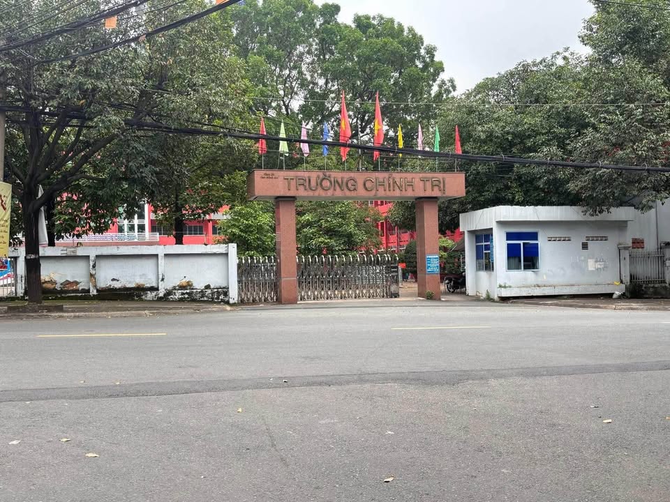 Dãy trọ 5 phòng, Biên Hòa 100m² giá 3 tỷ - Đầu tư sinh lời hấp dẫn!