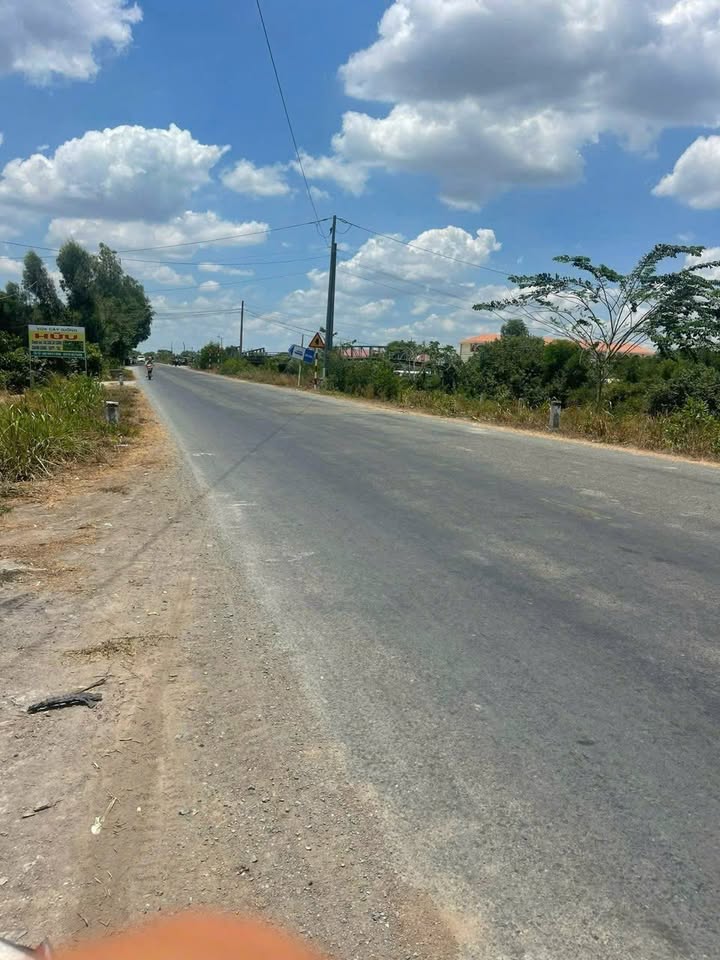 Đất thổ cư 900m² mặt tiền đường 818 - Bán gấp giá 6.5 tỷ VND