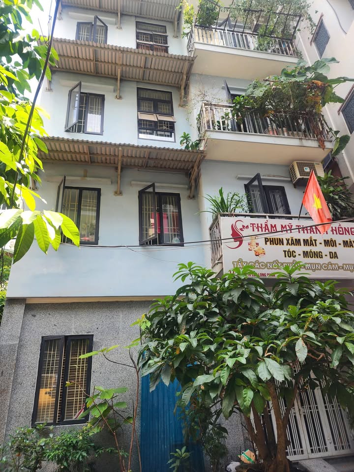 Nhà Lạc Long Quân Tây Hồ 45m² giá 12.2 tỷ - Ô tô đỗ cửa, ngõ thông kinh doanh!