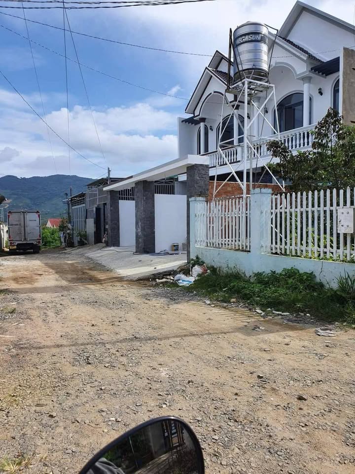 Đất nền hẻm 115 Lam Sơn Bảo Lộc 115m² giá 1.05 tỷ - Sổ đỏ chính chủ!